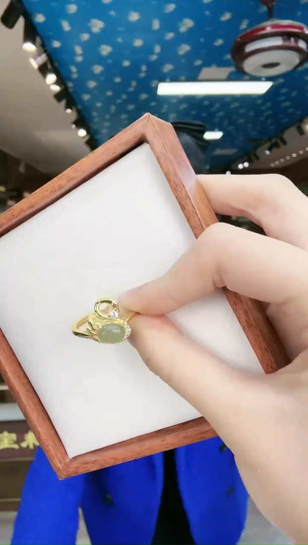 【闪购商品】和田玉戒指未镶嵌小天鹅戒指