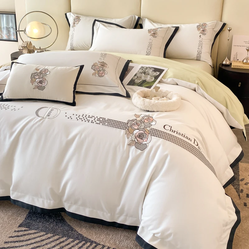 欧式轻奢风简约时尚高档全棉磨毛刺绣四件套床上用品面料柔软舒适