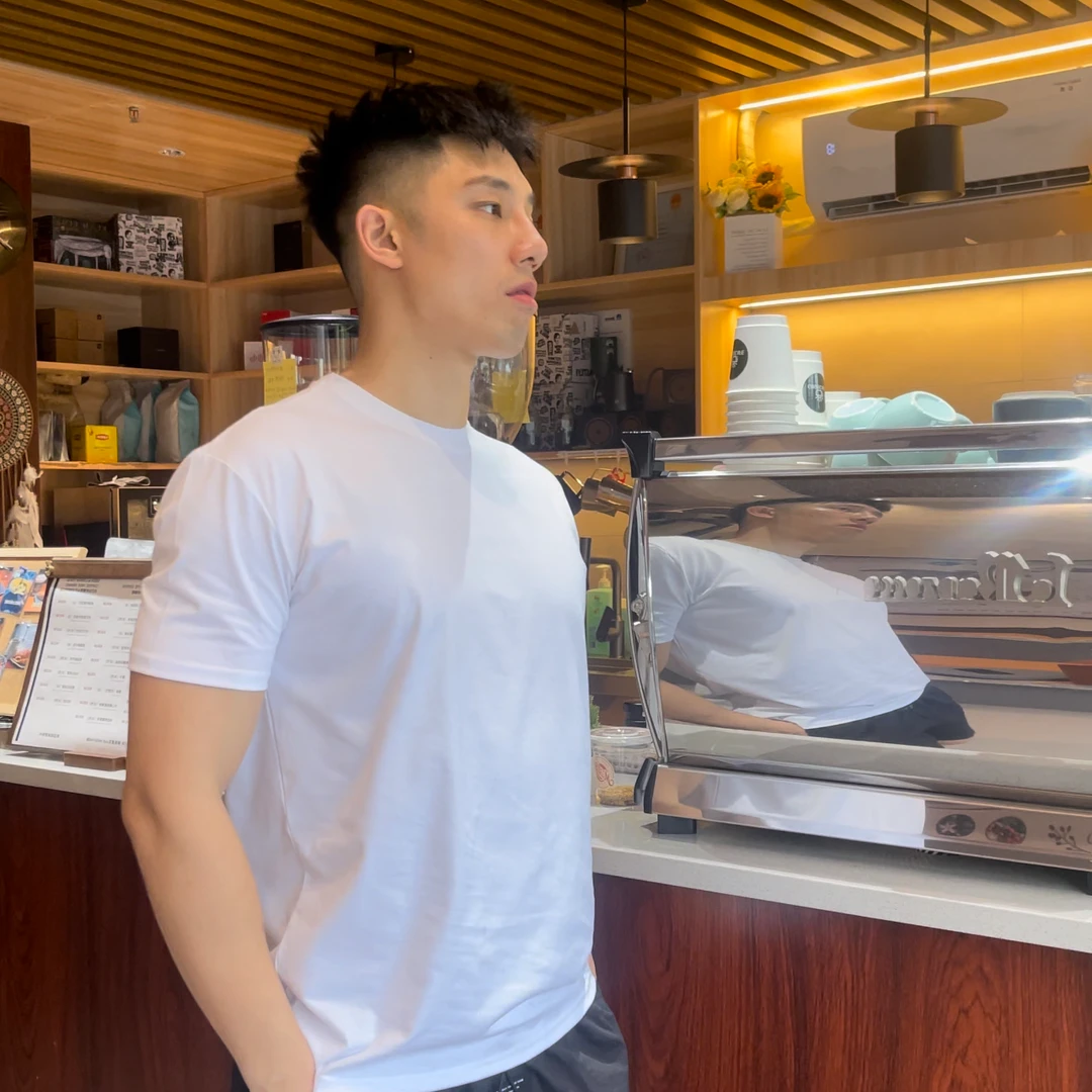 2025索罗娜休闲运动健身修身显大版型纯色半袖弹力透气T恤型男