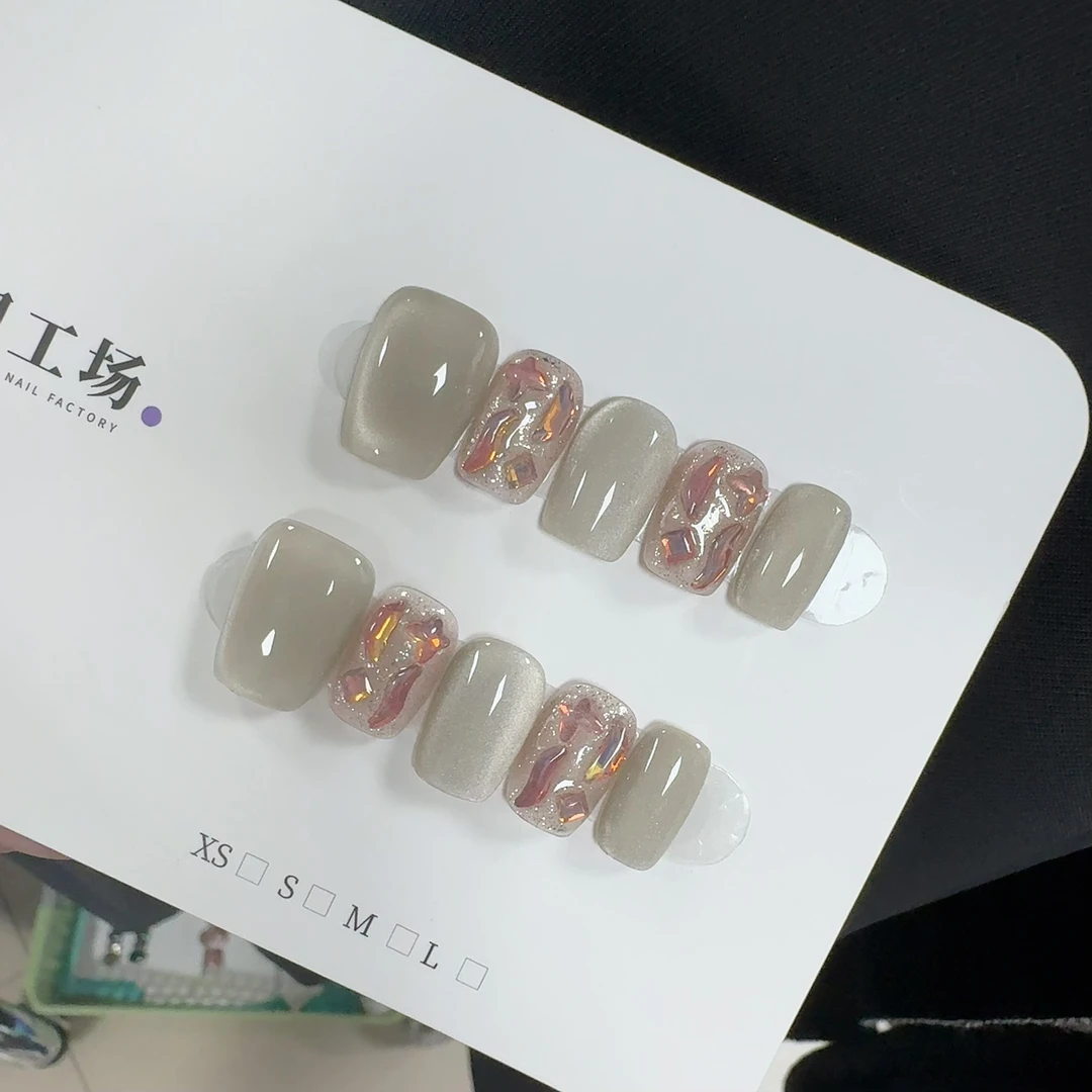 年终福利没有L码【精灵/闪闪】纯手工穿戴甲招摇美甲