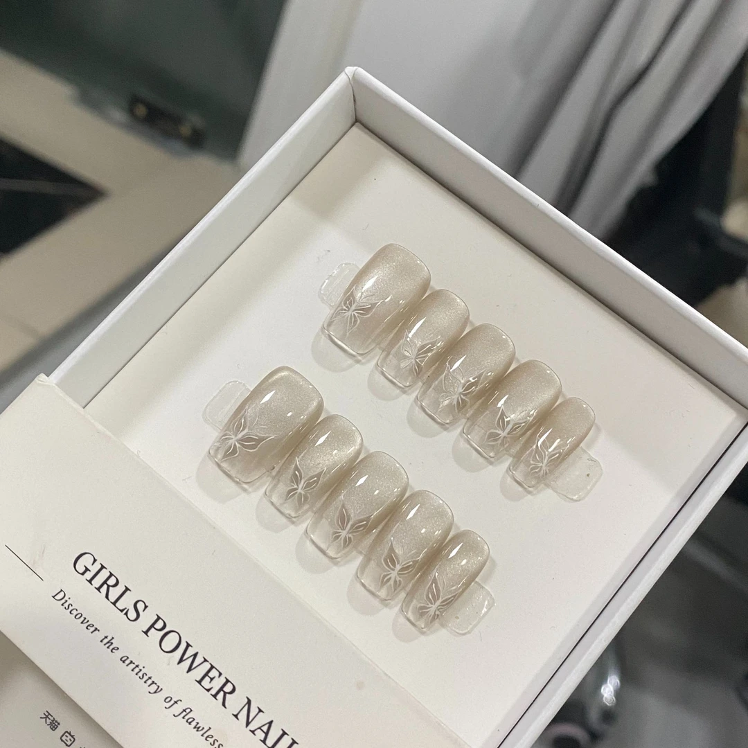 【冰晶蝴蝶】-纯手工穿戴甲温柔高级显白纯欲简约学生美甲贴可拆卸