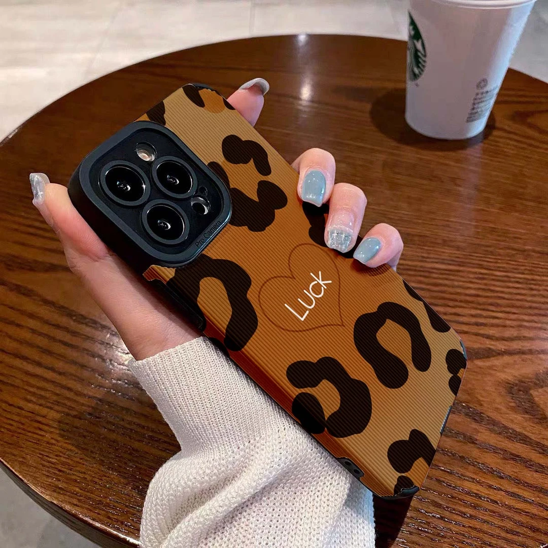 爱心豹纹适用苹果16手机壳秋冬iPhone15竖纹13全包12防摔11保护套