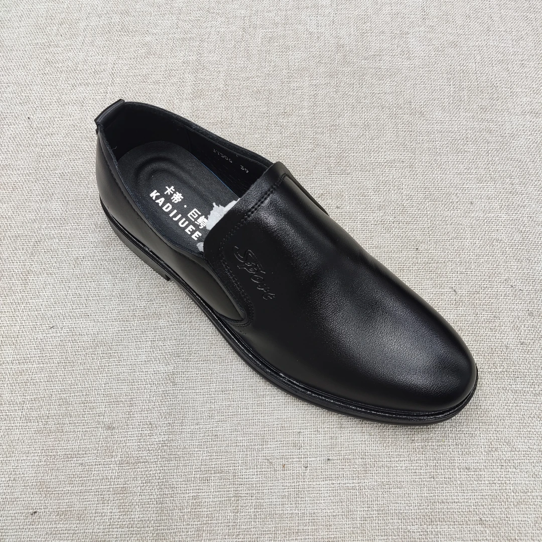 男士商务办公百搭皮鞋男鞋休闲防滑舒适皮鞋软底软面轻便鞋506