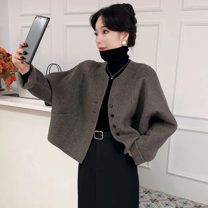 高端仿羊绒大衣女短款2024秋冬季新款气质小个子高级感外套