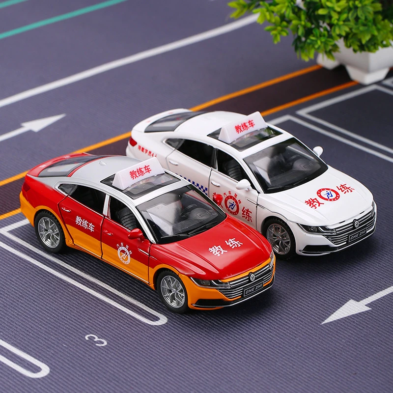 1/32大众教练车合金汽车模型仿真驾校用车回力声光玩具六开盒装
