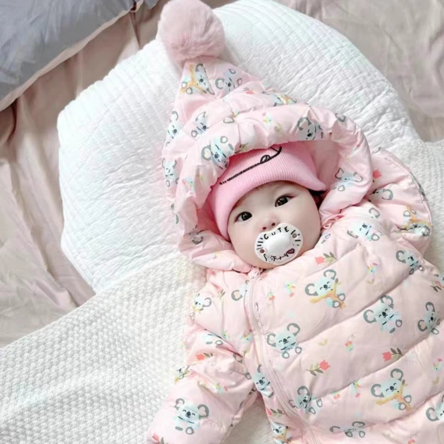悠蓓蔓婴儿羽绒服连体衣男女宝宝外出连体哈衣新生儿冬季加厚抱衣