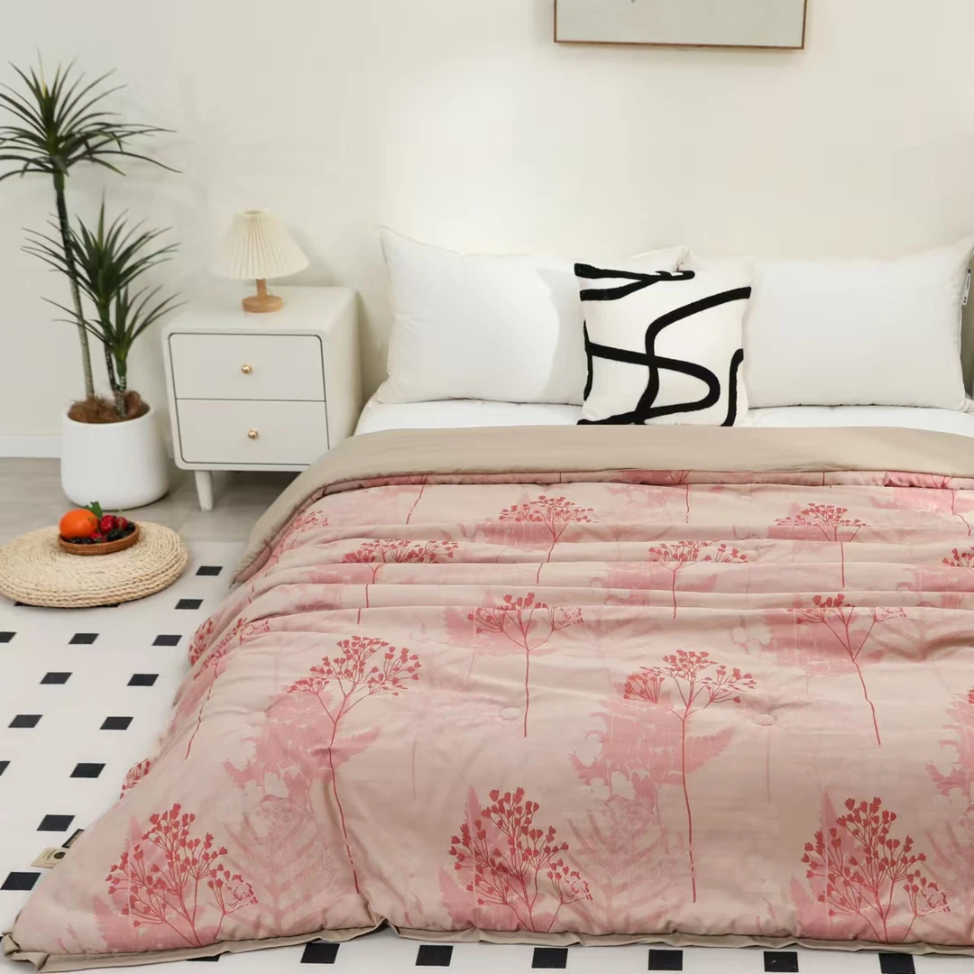 【山木花蒂盖被】2.0*2.3M高端A类亲肤柔软透气机洗加厚保暖被子。