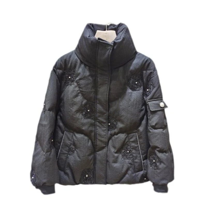 【小铃铛】新款刺绣珍珠短款时尚女士羽绒服外套MKN8106