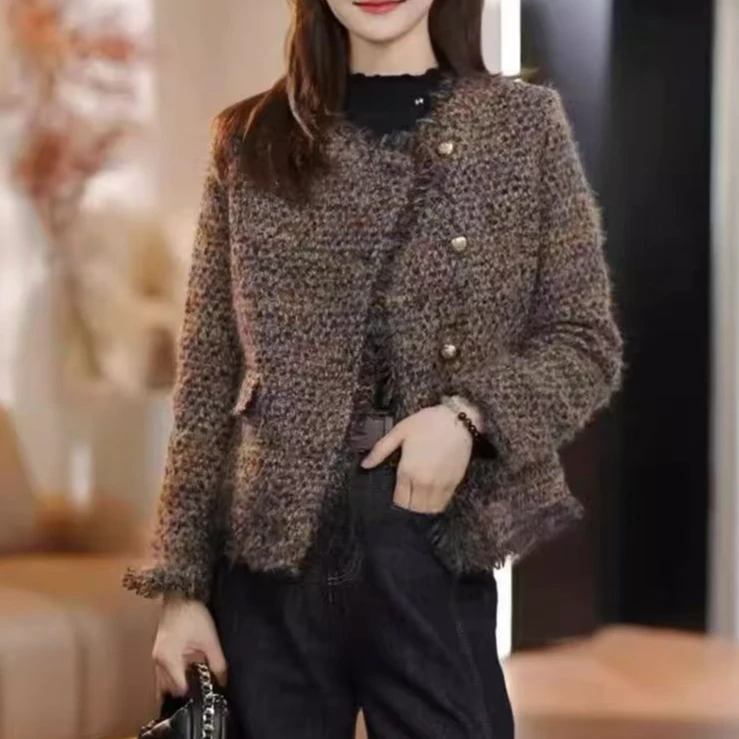 新品浅咖色加棉加厚外套