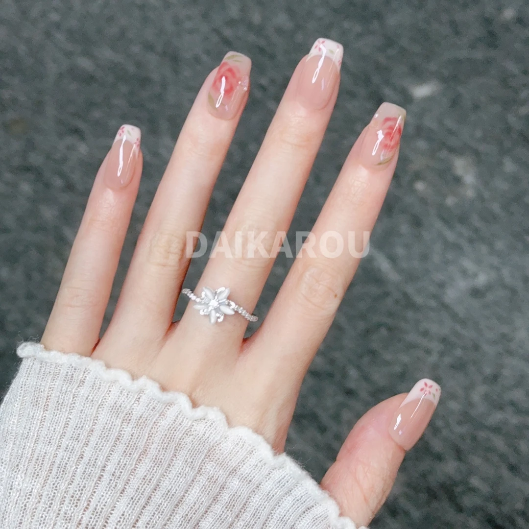 玫瑰未眠 黛卡柔  新甲型 此度 短椭圆 中椭圆手工穿戴甲10片