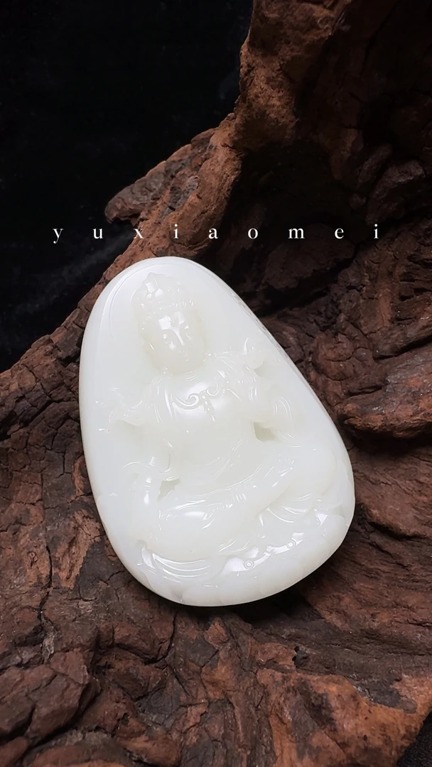 【玉小美】典·藏级 新疆且末米达料大师观音牌58g