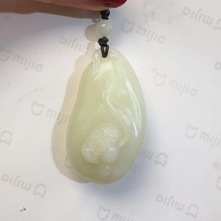 和田玉颈饰未镶嵌米达27g