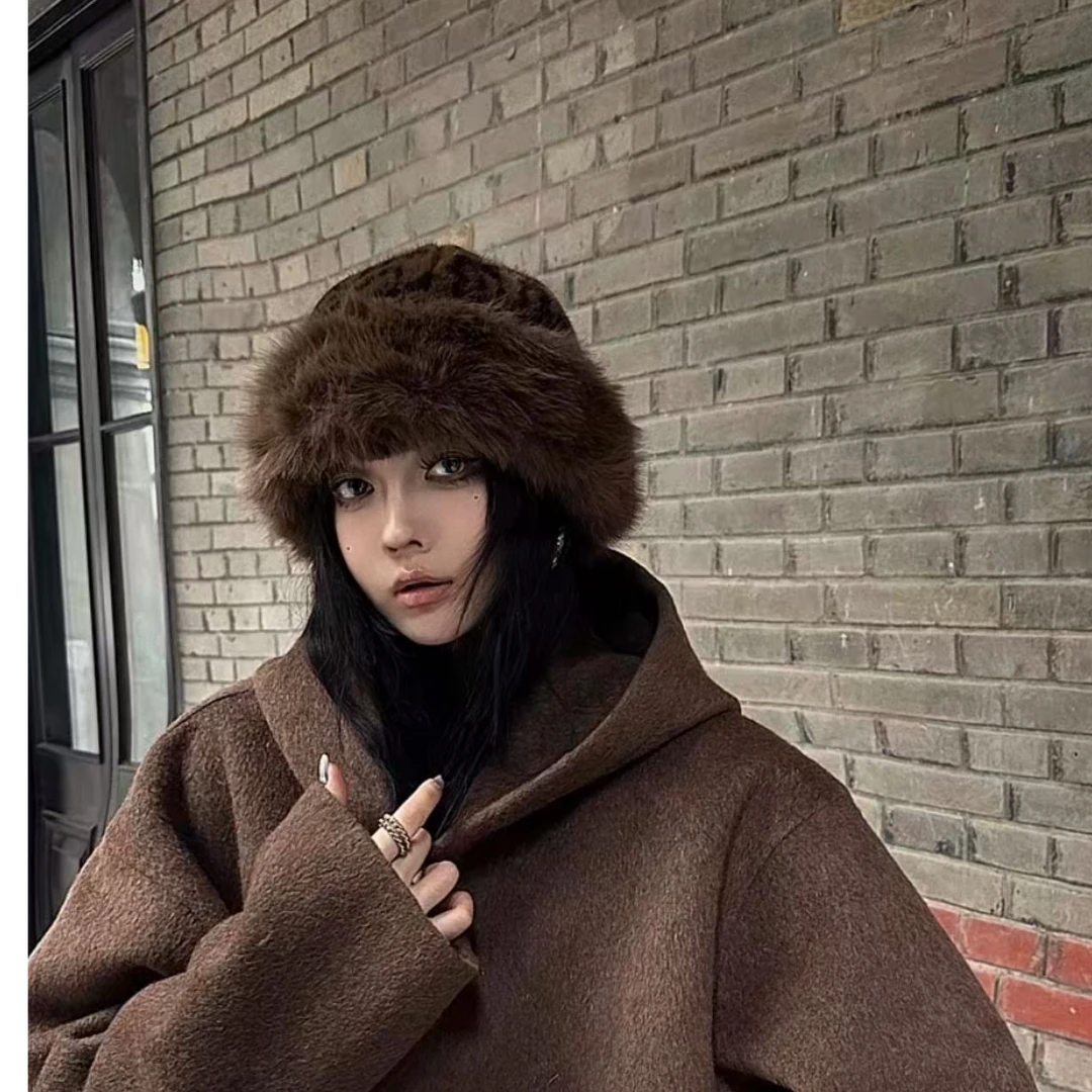 秋冬辣妹百搭豹纹毛毛帽子