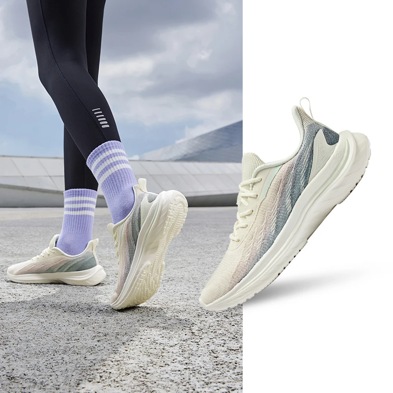 【衣哥专属】鸿星尔克男女款轻便回弹减负训练跑步鞋子51122103297