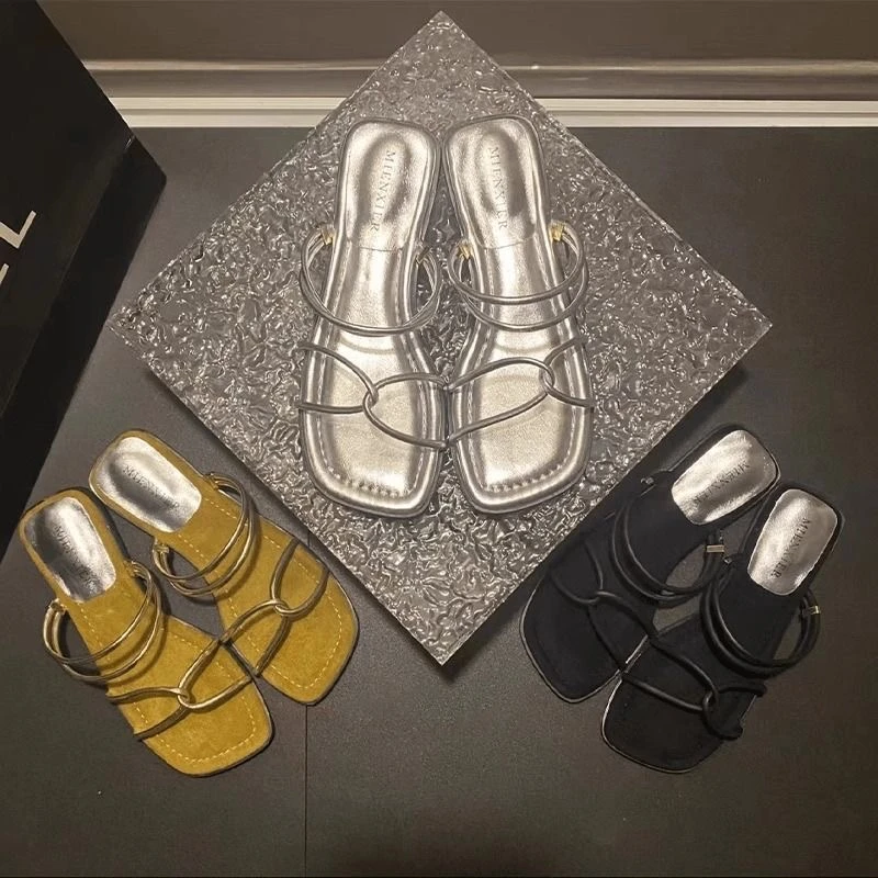 2024年新款气质升级水钻时髦百搭爆款网红拖鞋女夏季外穿3CM