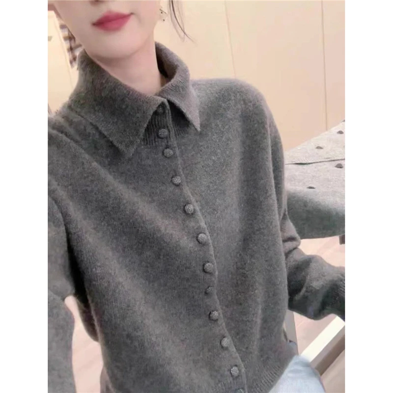 今年流行秋冬新款高品质时髦纯色百搭高领别致温柔软糯针织开衫女