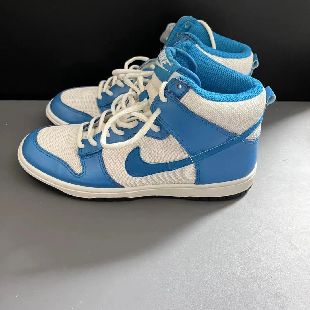 39码 中帮 白蓝 板鞋 9新 市场价1399