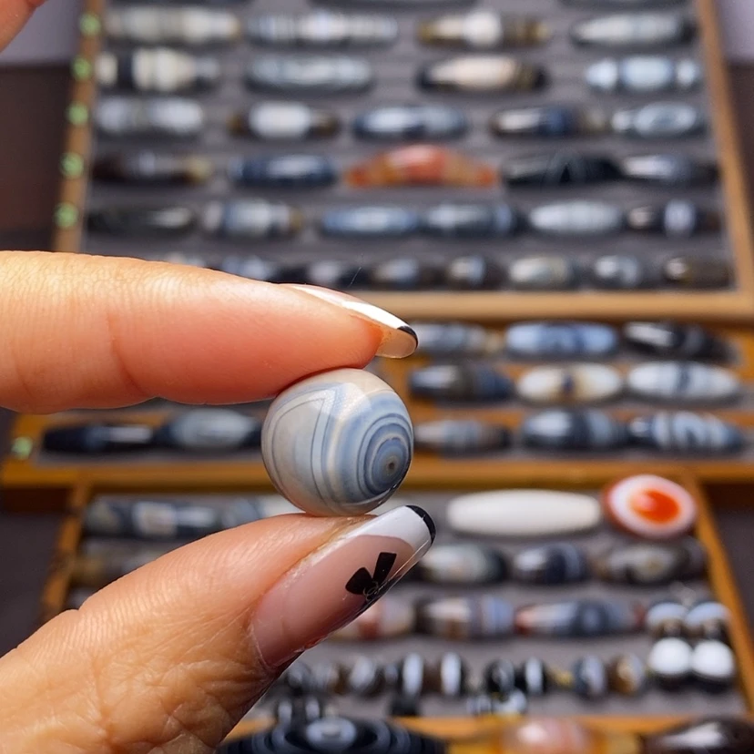 【闪购商品】玛瑙/玉髓珠宝奇石未镶嵌何*胖