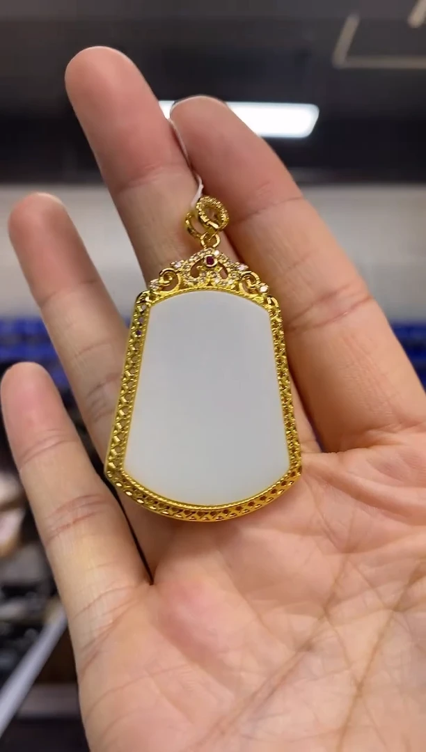 【闪购商品】和田玉吊坠未镶嵌多样性发其一颜色微差