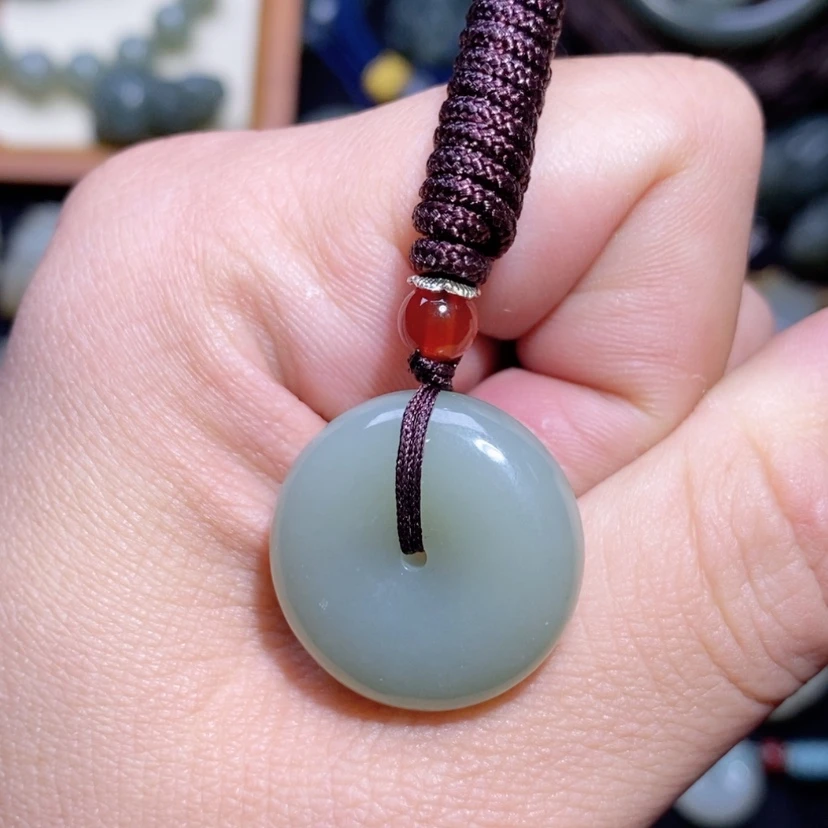 【闪购商品】和田玉吊坠(不含链)未镶嵌且末平安扣