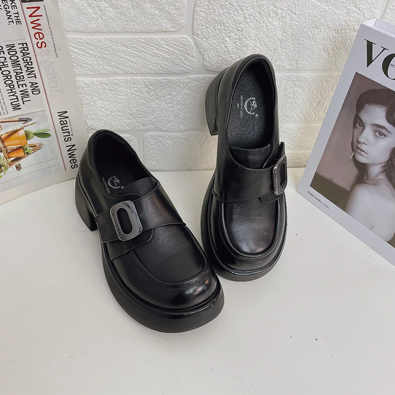 新款休闲厚底魔术贴乐福鞋女鞋2024小皮鞋皮带扣单鞋9577-1