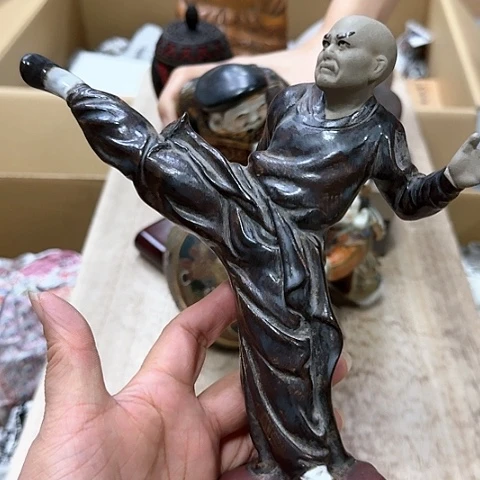摆件摆件。
