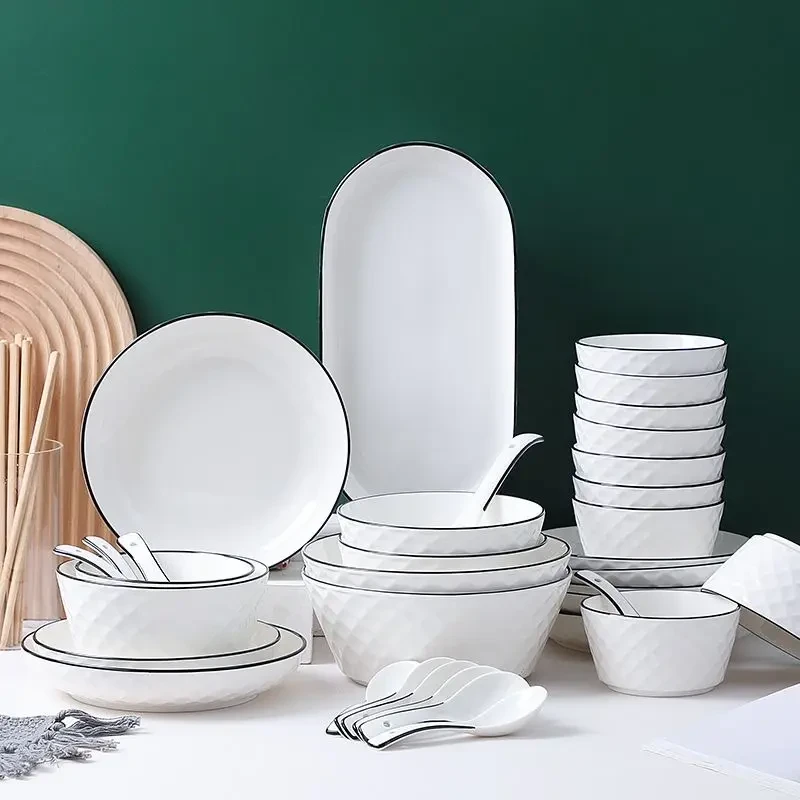 2/4人家用吃饭陶瓷碗盘组合饭碗盘子筷子碟子耐高温简约纯色餐具