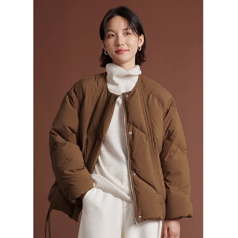 鲸乎95鹅绒服女围脖款圆领面包服短款抽绳保暖羽绒服