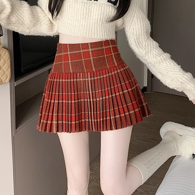 红格子毛呢厚款短裙2025新版甜辣学院风百搭修身高腰百褶裙半身裙