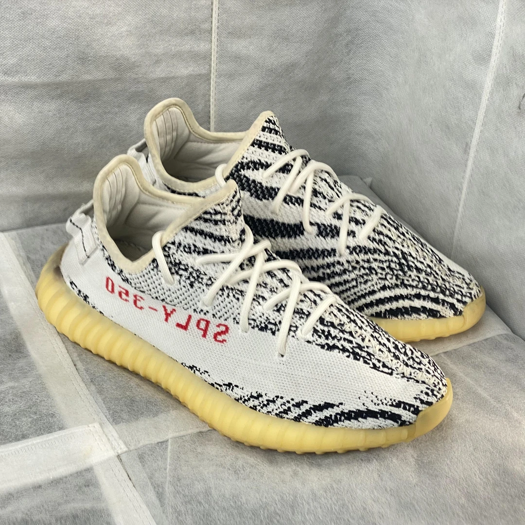 44码 椰子/Yeezy350v2 白斑马 低帮休闲鞋 公价2629