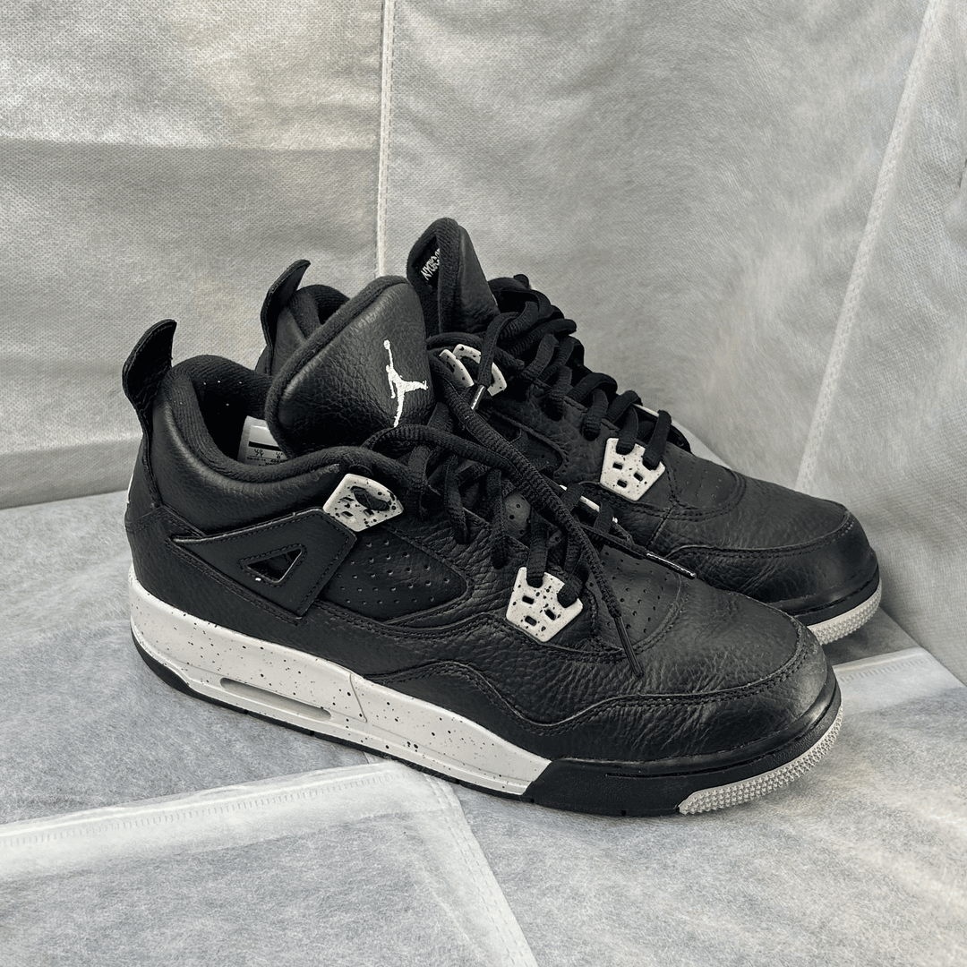 40码 AJ4 黑白 GS15年版 复古篮球鞋 公价2599