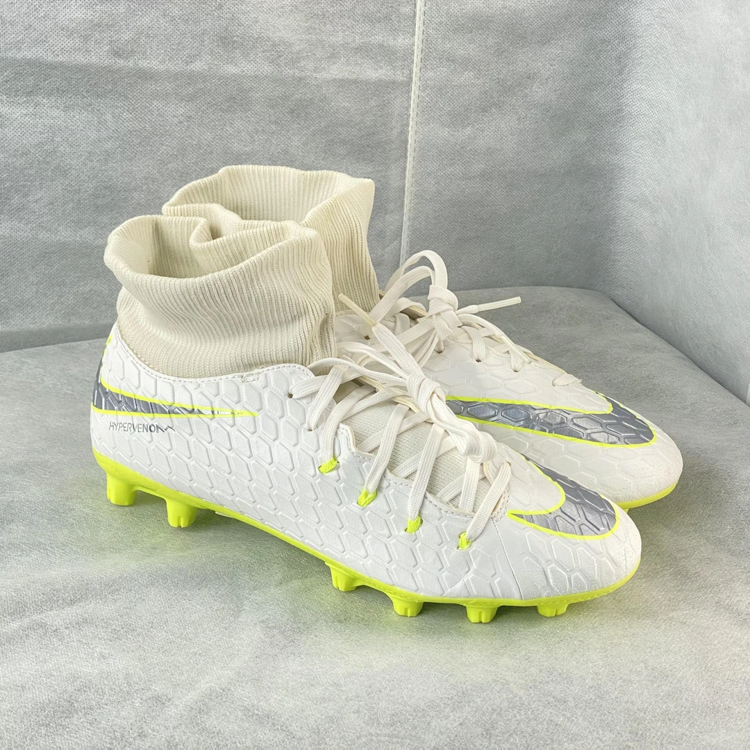 40码 Hypervenom3 HG  足球鞋