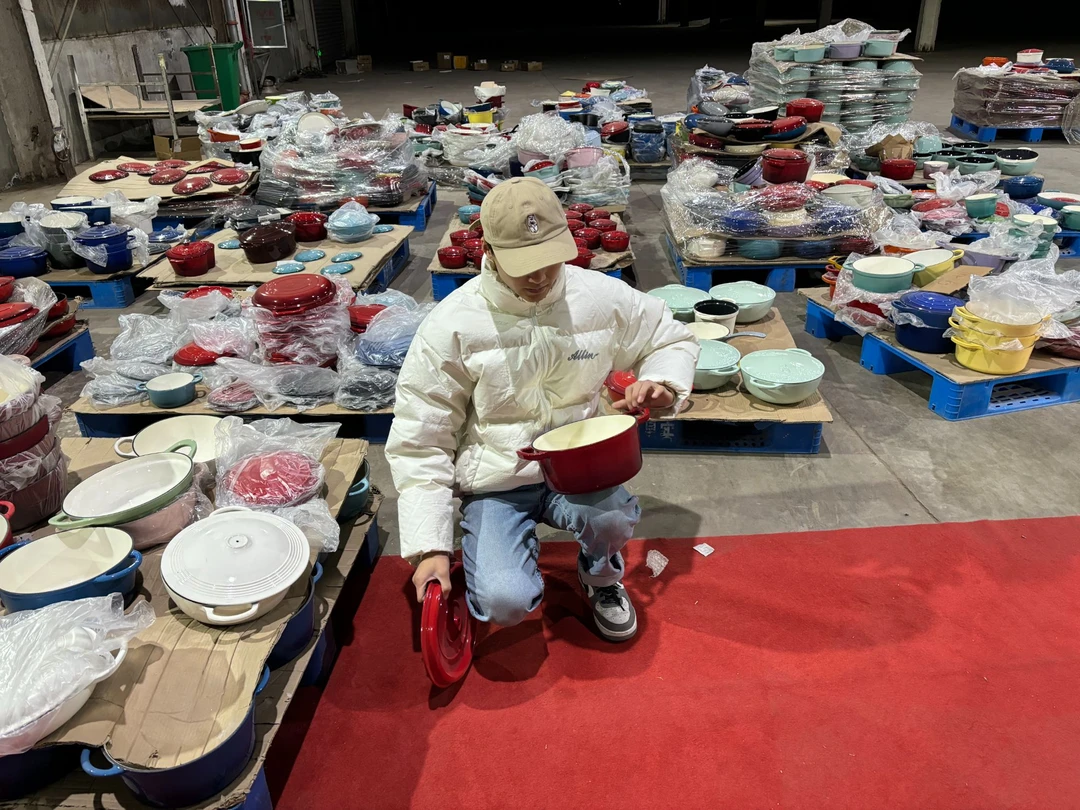 【釉见专用】珐琅锅工厂订单尾货孤品默认微瑕直播间一物一拍