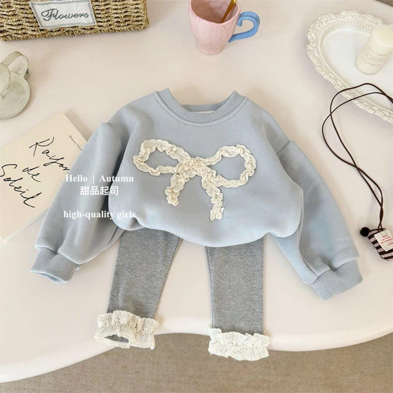 【甜品起司】蓝酪甜心！韩国女宝花边蝴蝶结圆领卫衣针织花边裤套装