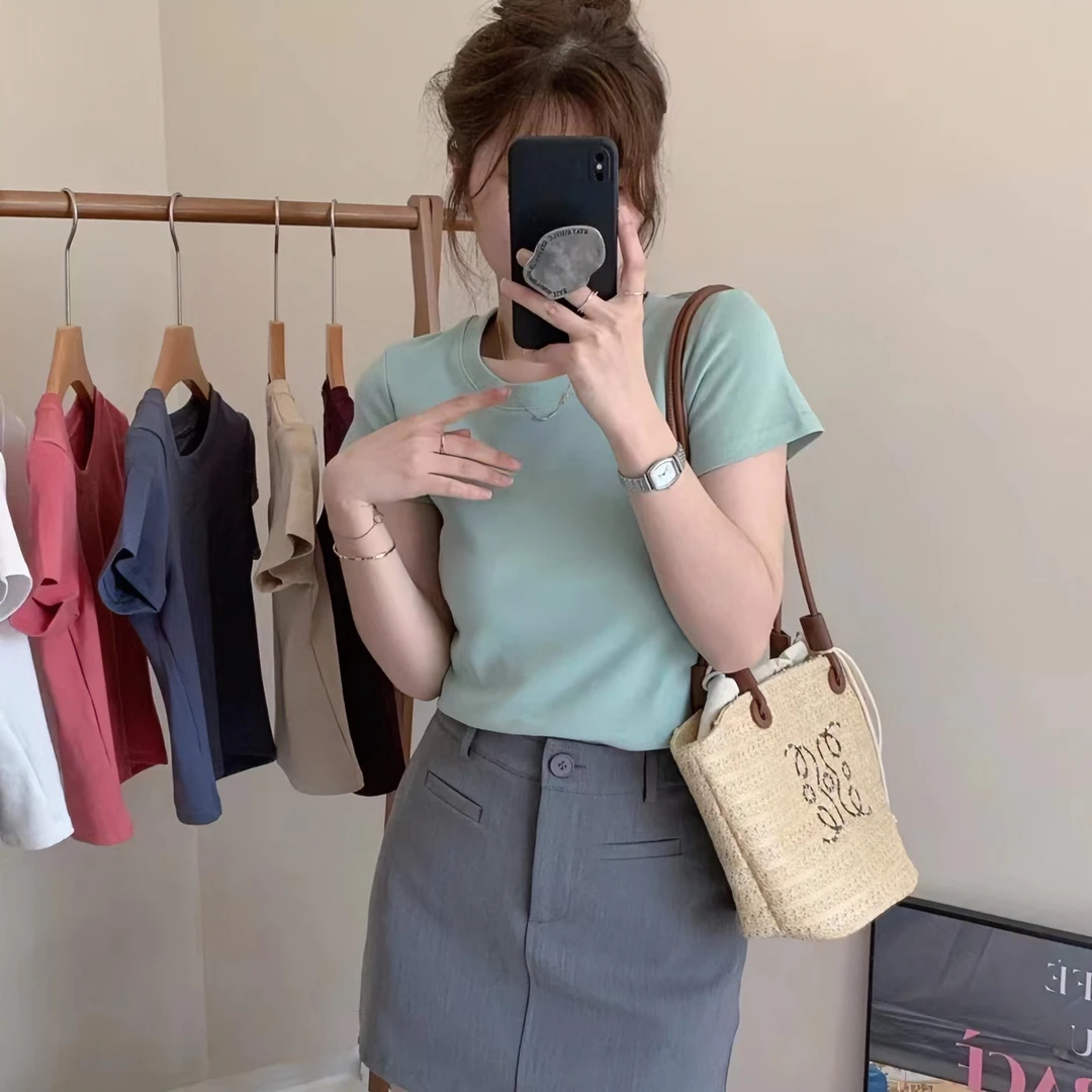 林夏夏美式短款修身白色正肩T恤女夏季新款王炸七色t恤气质上衣