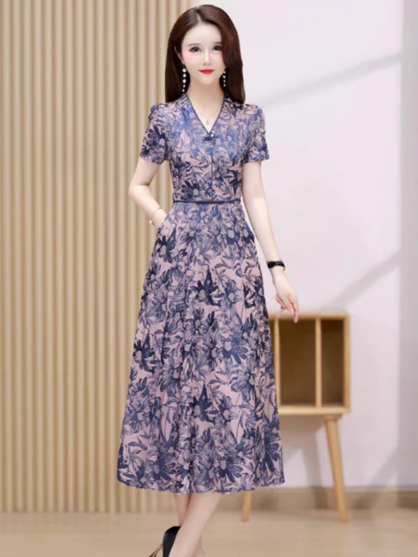 X660 夏季气质连衣裙女显瘦收腰时尚减龄遮肉修身V领盘扣A字裙子