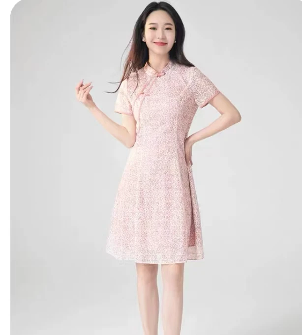 X0193 气质连衣裙女显瘦收腰减龄遮肉休闲立领蕾丝盘扣碎花A字裙