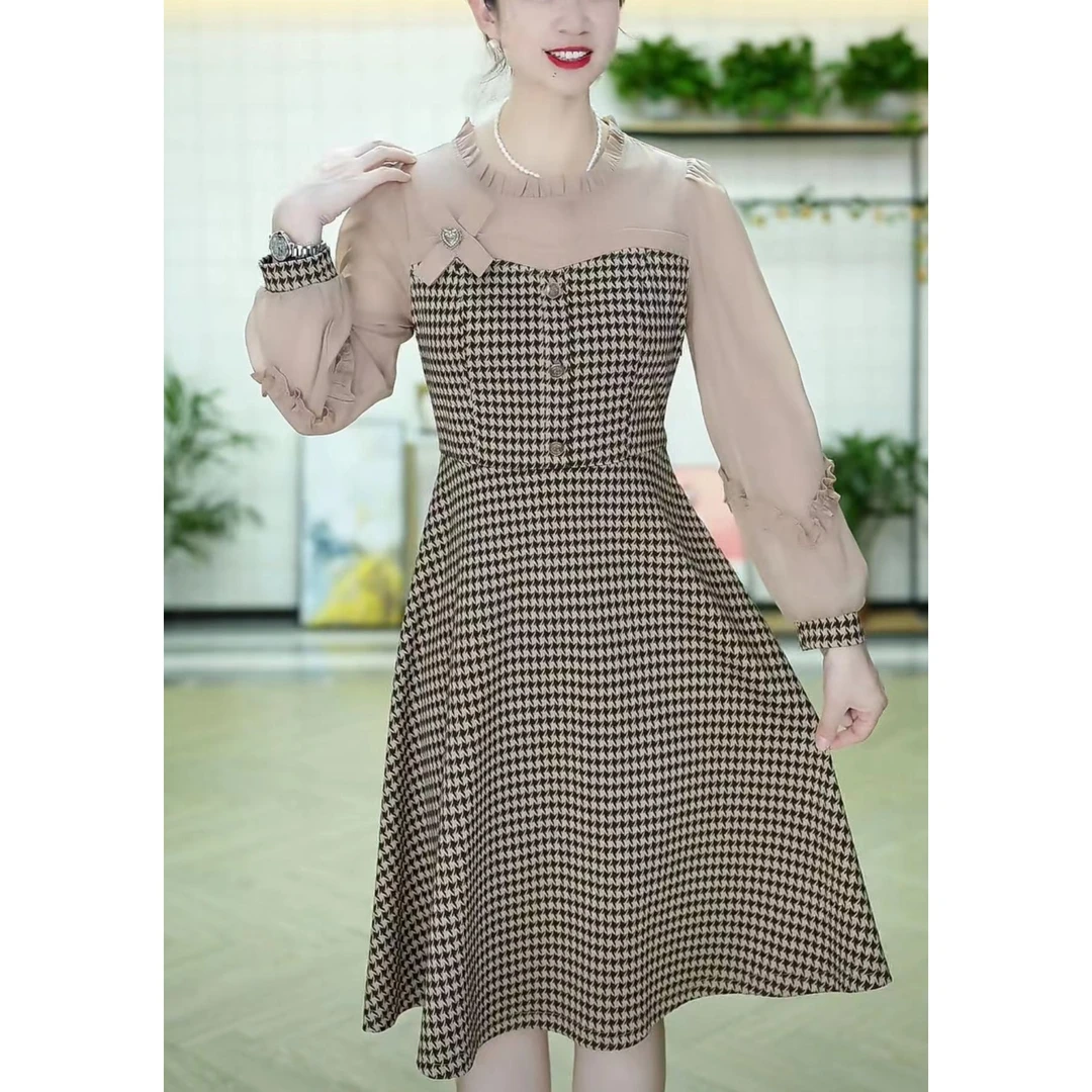 X056 气质连衣裙女显瘦收腰时尚减龄遮肉修身遮肚洋气格纹长袖裙