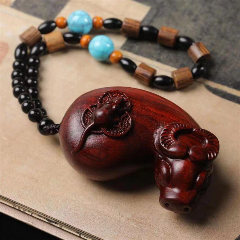 紫檀红木雕刻时来运转牛扭转乾坤手把件车挂件红木工艺品文玩摆件