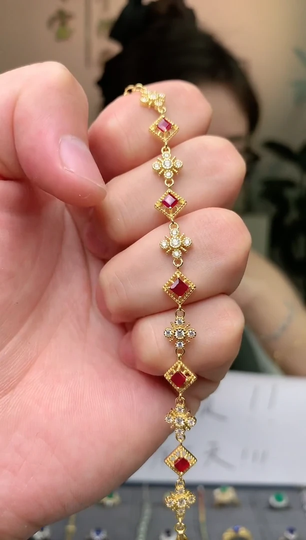 【闪购商品】红宝石手链银S925镶嵌手链