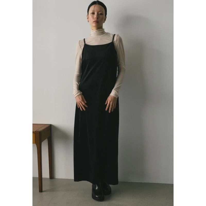 【TaKuMi】日系品牌  春秋新款 S 显瘦气质丝绒吊带宽松连衣裙