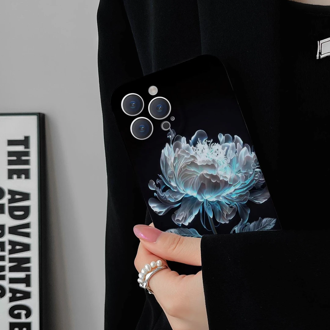 苹果14pro/13/12/11/mate60prop40pro新款手机壳黑底蓝白水墨花朵