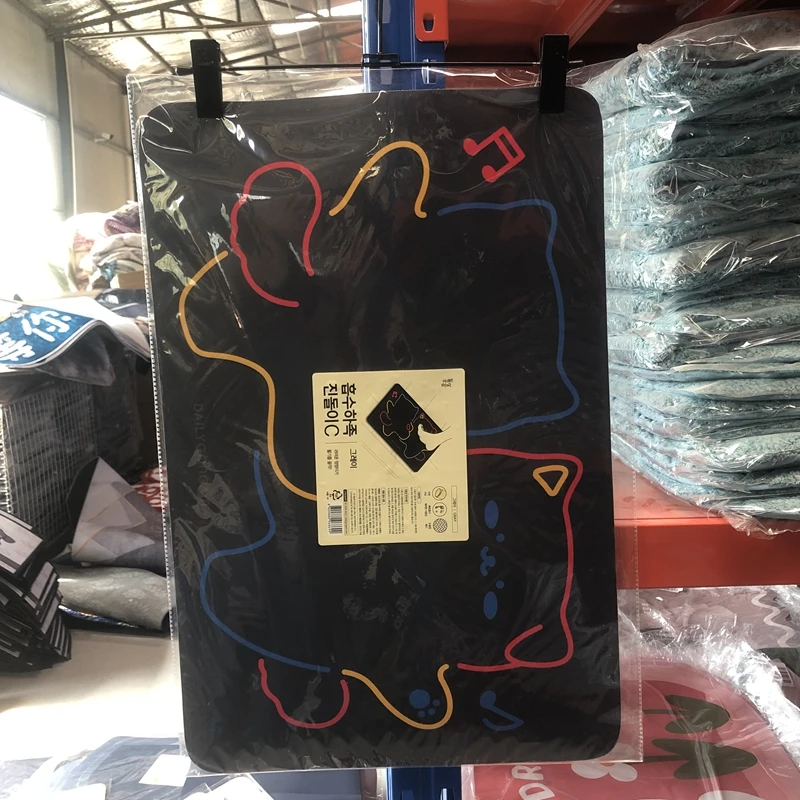 外贸出口高品硅藻泥地垫浴室门口速干吸水脚垫卫生间防滑擦脚门垫