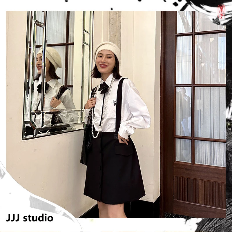 JJJ STUDIO 黑色气质时尚休闲百搭背带裙女配：花朵胸针JLWSA1L250