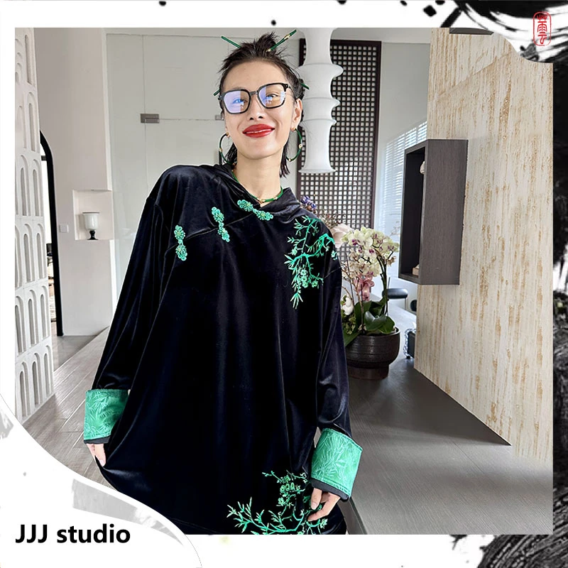 JJJ STUDIO 黑色新中式斜门襟盘扣设计丝绒连帽卫衣女 JDWSW1N296