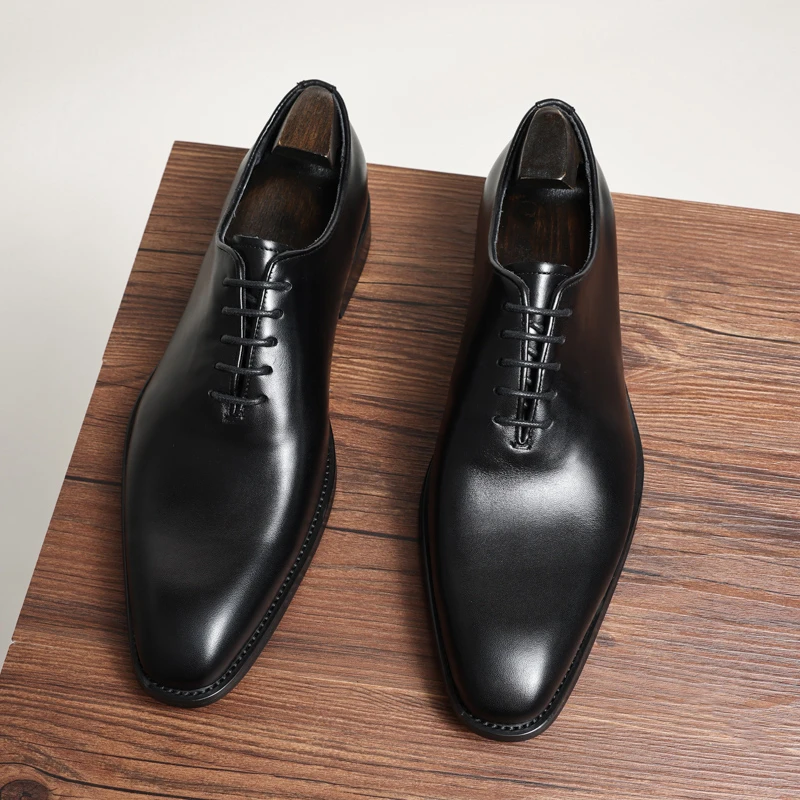 奢华高贵英伦风潮流通勤素面皮鞋男士商务正装手工真皮结婚鞋潮流