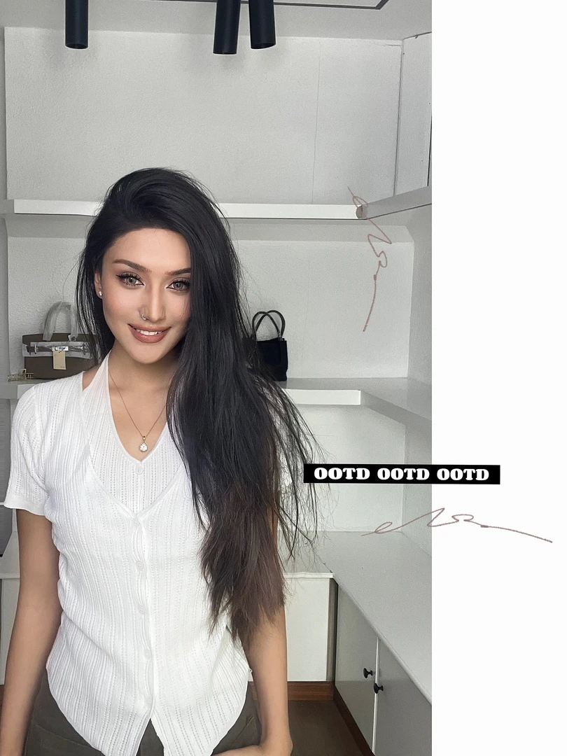 Cutiepie·挂脖小心机甜辣假两件针织衫