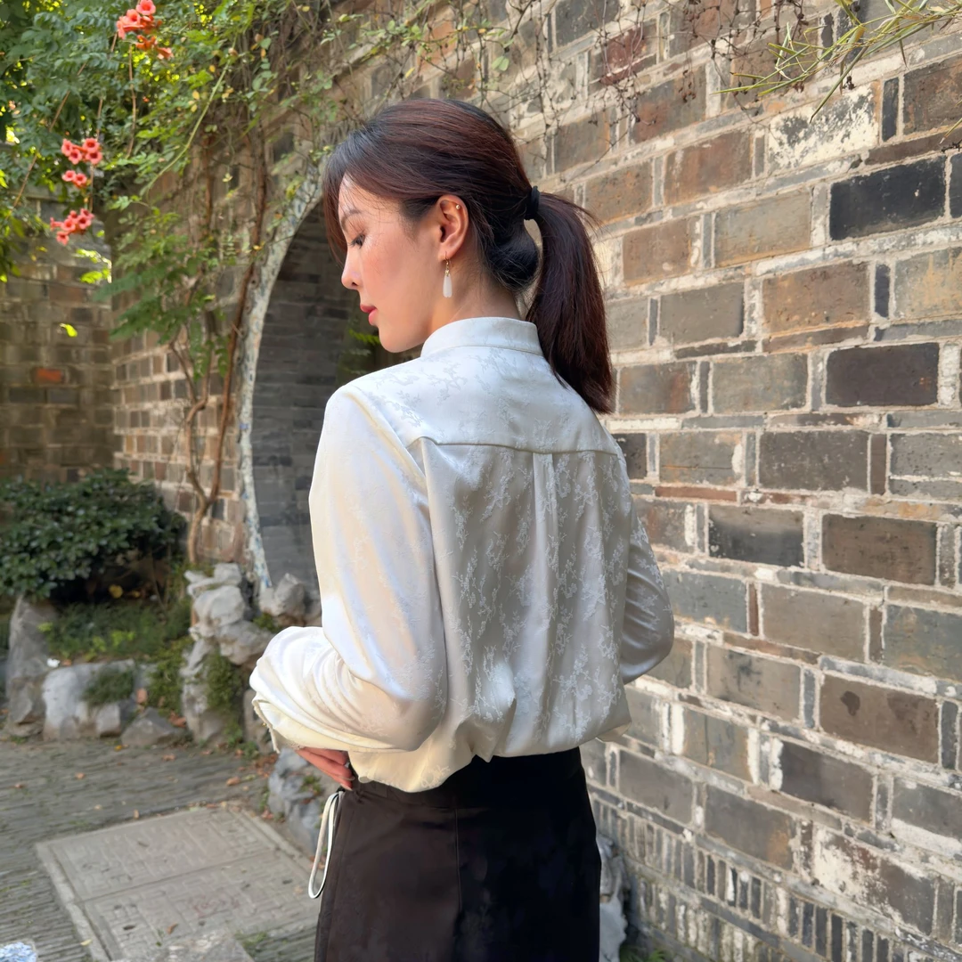 新中式珍珠白色立领绿色玉石盘扣长袖衬衣气质百搭女士国风提花女