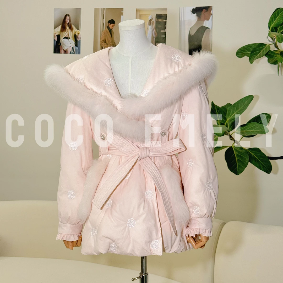 COCOEMELY【一见倾心】少女潮牌钉珠狐狸毛领鸭绒女CO07211238