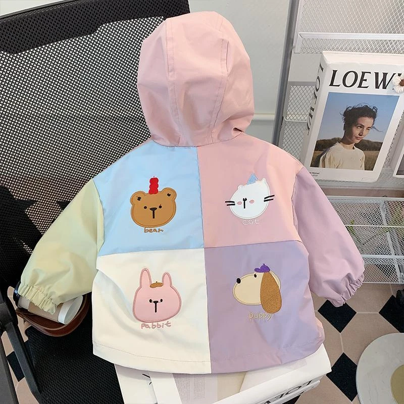 女童冲锋衣外套春秋款2025新款洋气儿童春装女宝宝时髦连帽上衣潮